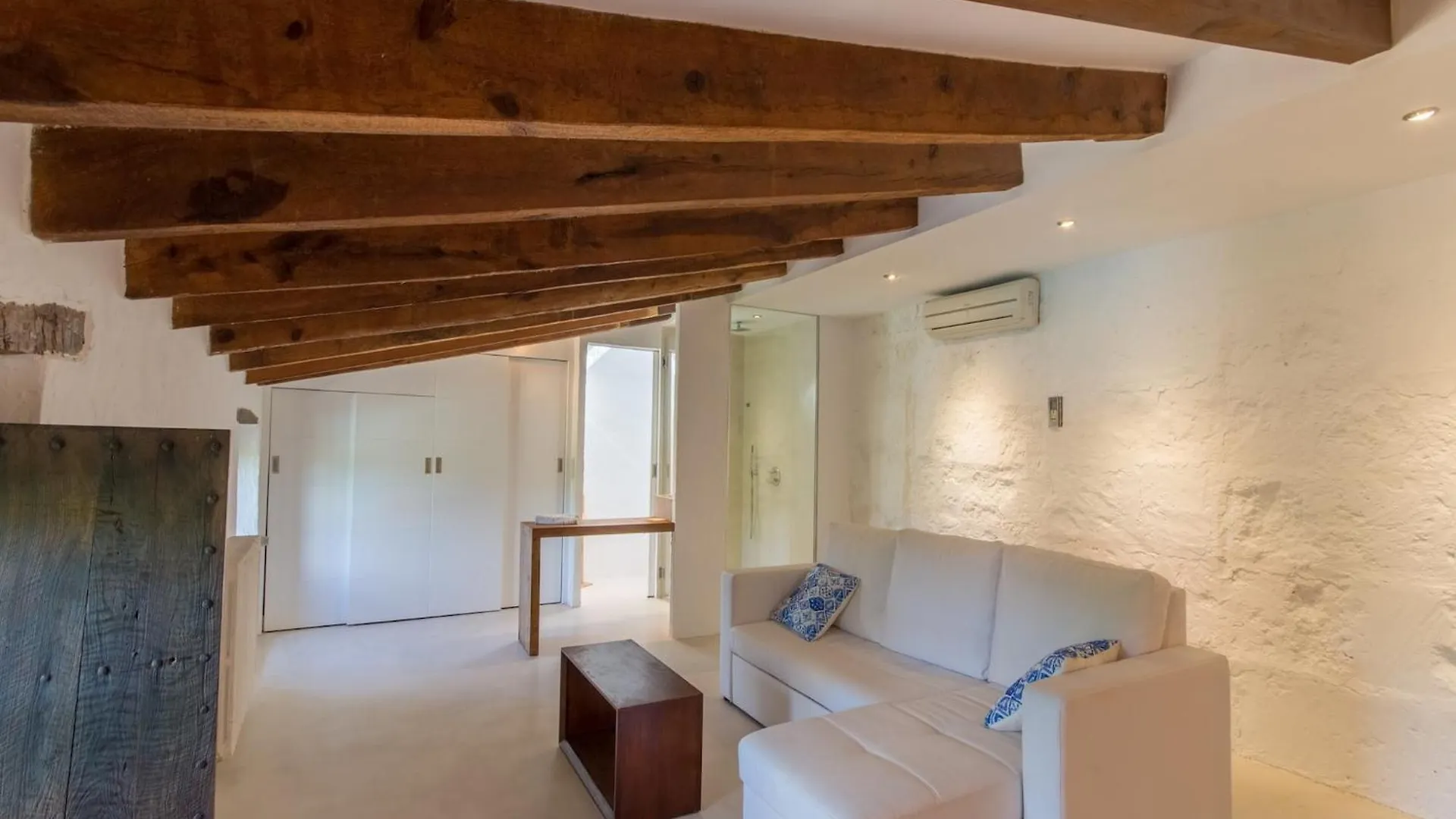 Feriehus Charming Country House For 8 Adults Búger Spanien