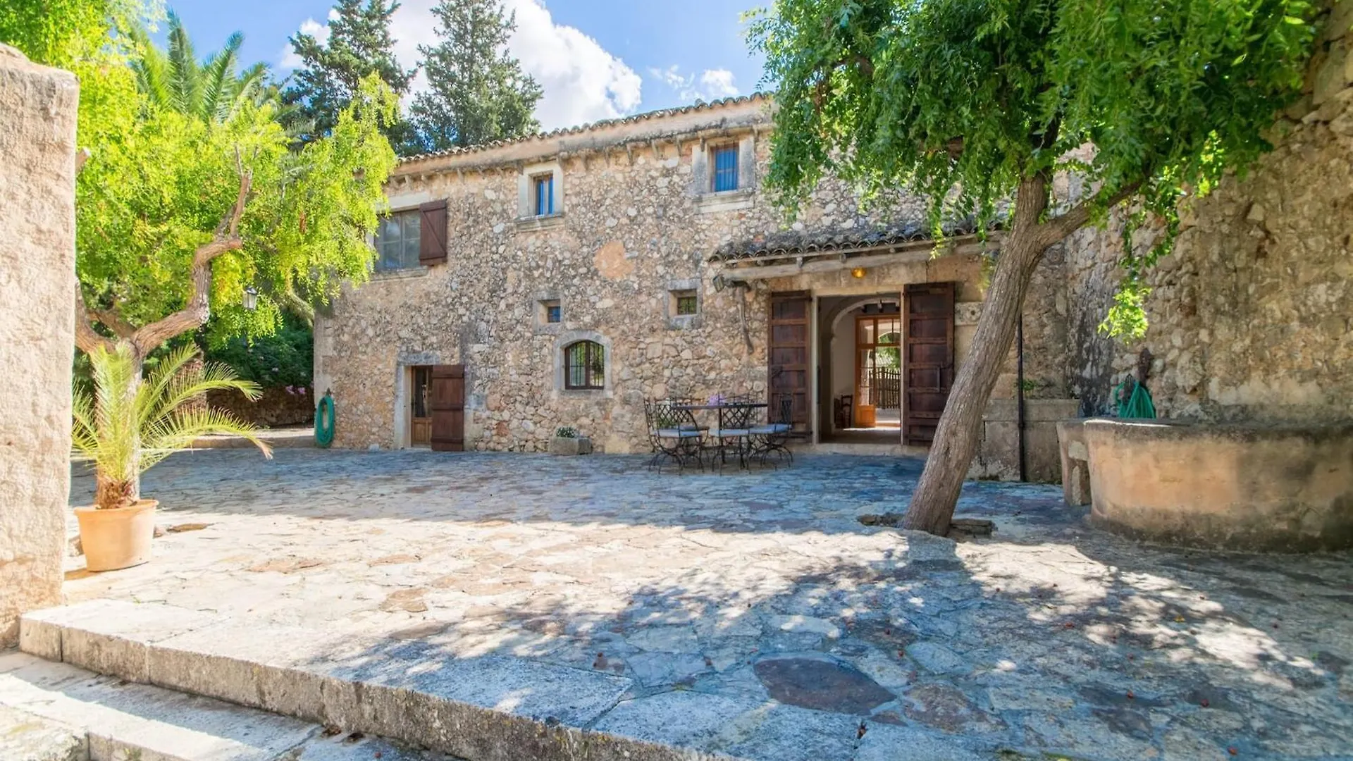 Charming Country House For 8 Adults Búger 0*,