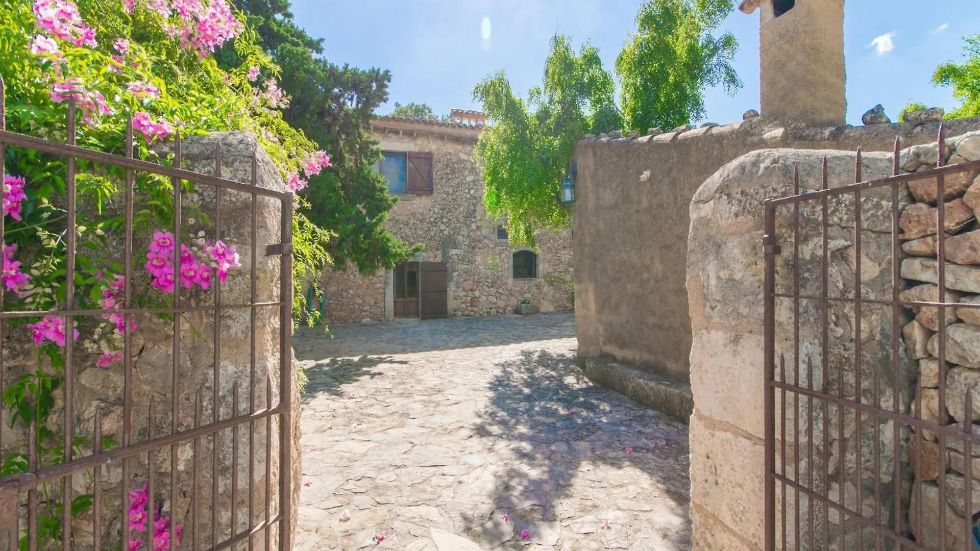 Feriehus Charming Country House For 8 Adults Búger
